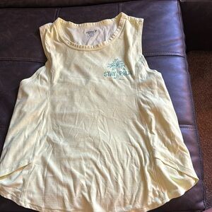 Old navy Active sleeveless shirt